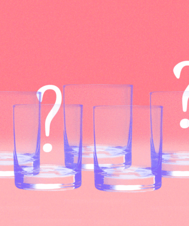Ask Joanna: Where Do I Place Empty Glassware at a Crowded Bar?